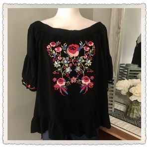 Umgee Off-the-Shoulder Embroidered Top